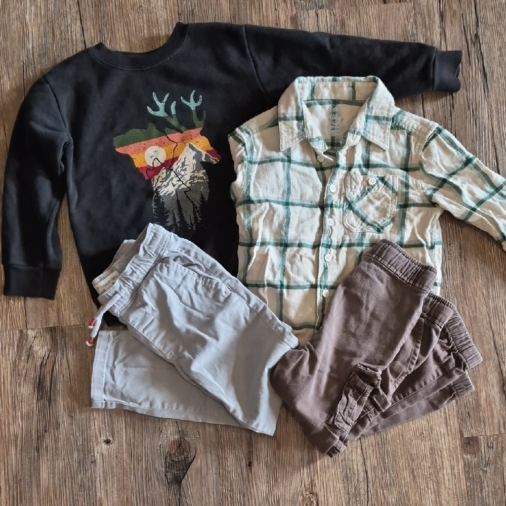 Lot Of 4T Boys Clothing: 2 Tops And 2 Bottoms